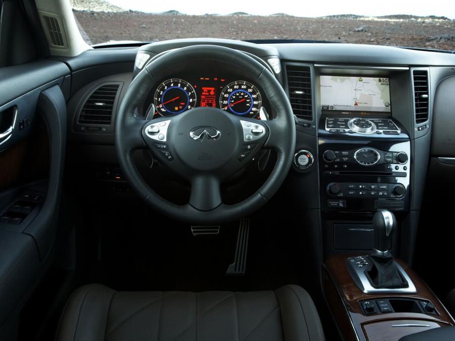  Infiniti FX50 2008 года  (фото 7 из 8)
